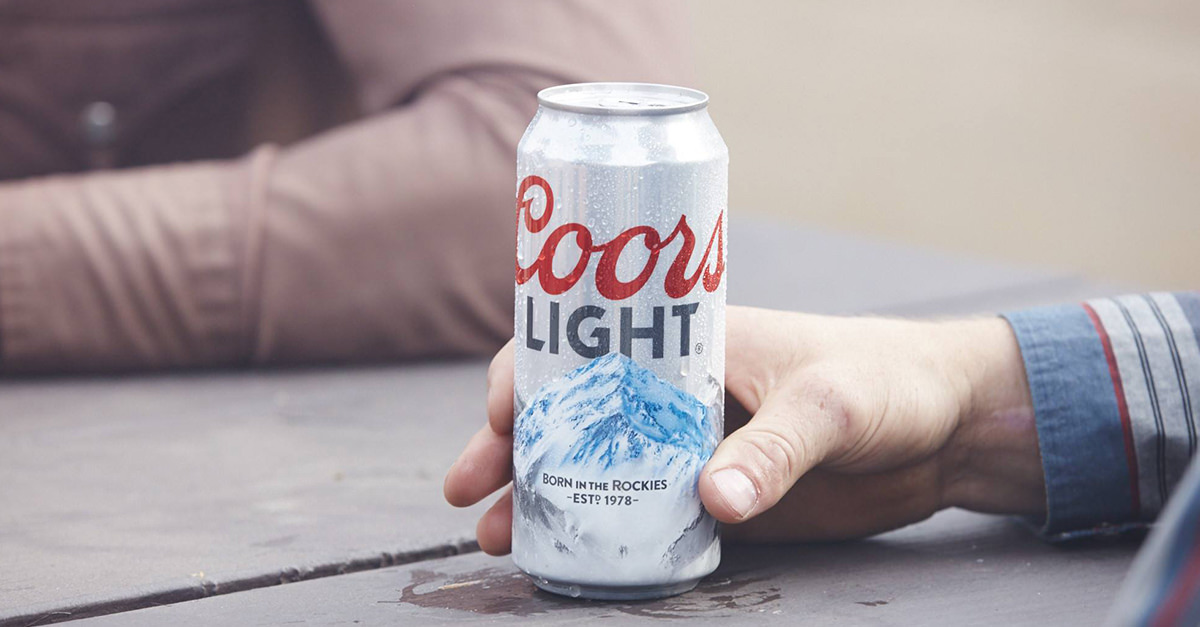 Coors Banquet vs Coors Light 52 Brews
